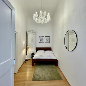 https://masn-20c-old-town-apartment.praguehotelsweb.com